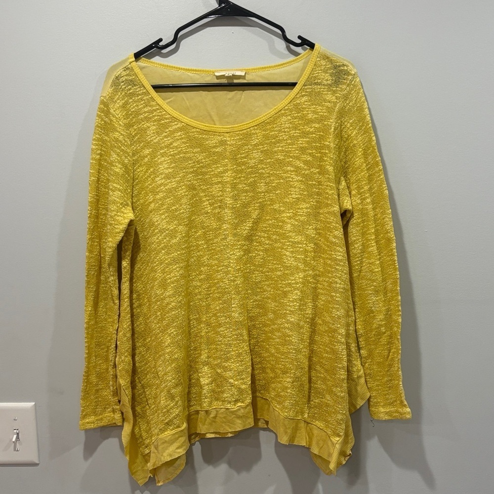 Easel Yellow Long Sleeve Women's Top oversized!
